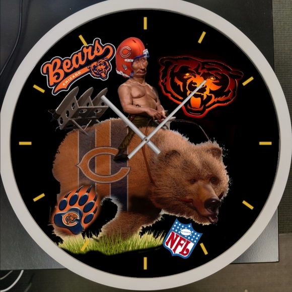 Bears Clock - Picture 3 of 4